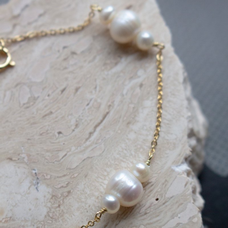 The Pearl Trio Bracelet